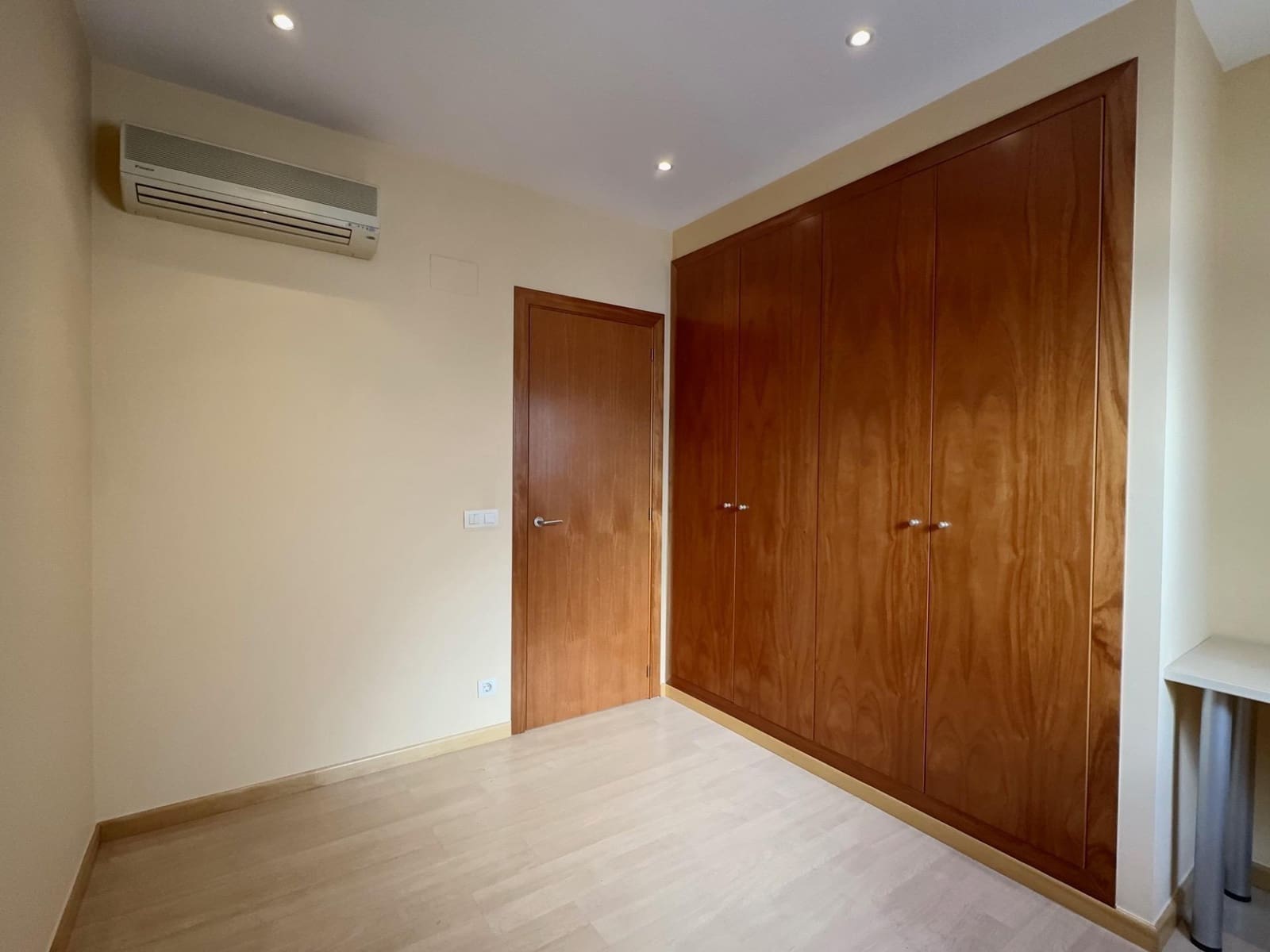 Apartamento de 4 habitaciones en Figueres en venta con garaje - 295.000 € (Ref: 10102785)
