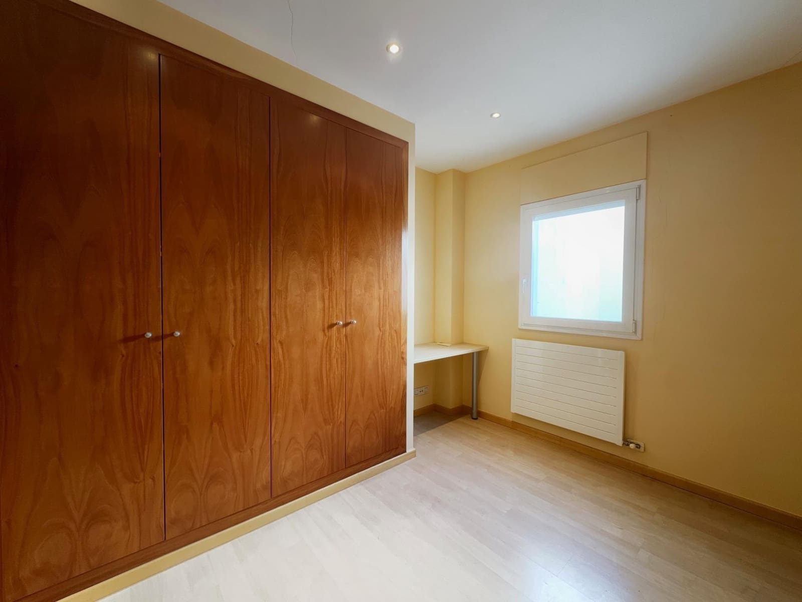 Apartamento de 4 habitaciones en Figueres en venta con garaje - 295.000 € (Ref: 10102785)