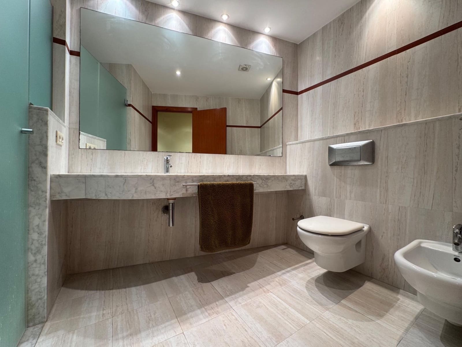 Apartamento de 4 habitaciones en Figueres en venta con garaje - 295.000 € (Ref: 10102785)