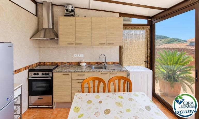3 bedroom Apartment for sale in Roses with pool garage - € 340,000 (Ref: 10115789)