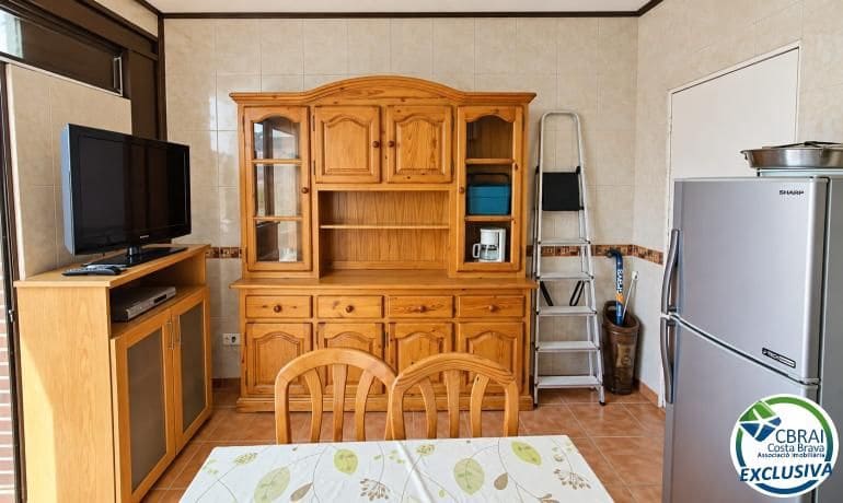 3 bedroom Apartment for sale in Roses with pool garage - € 340,000 (Ref: 10115789)