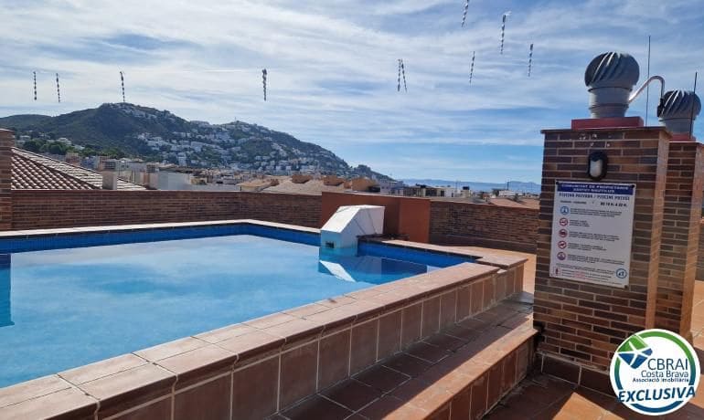 3 bedroom Apartment for sale in Roses with pool garage - € 340,000 (Ref: 10115789)