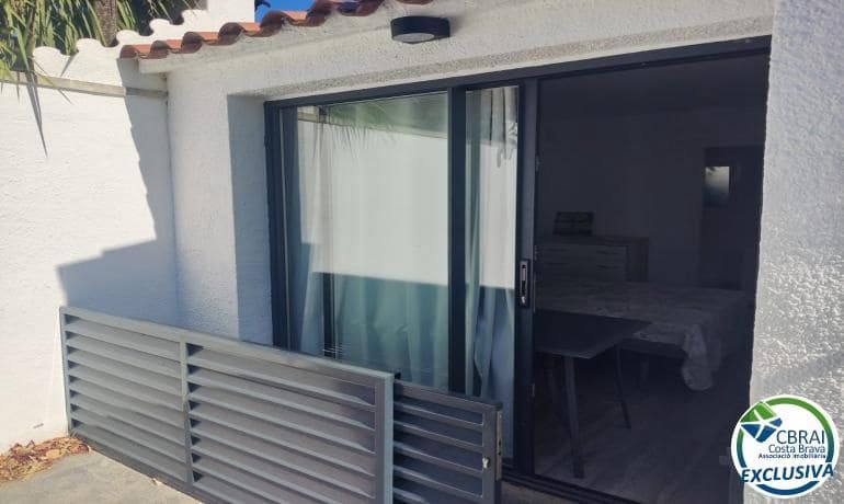 3 bedroom Villa for sale in Empuriabrava with pool - € 475,000 (Ref: 10115793)