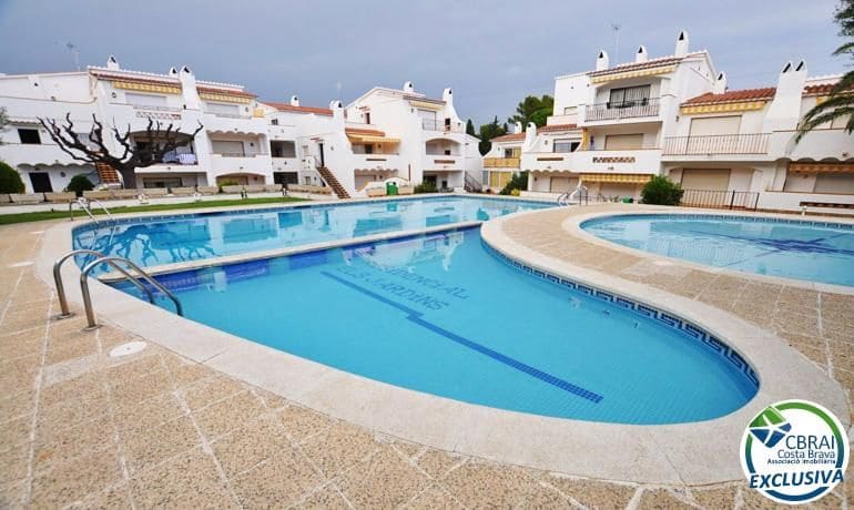 1 slaapkamer Appartement te koop in Roses met zwembad garage - € 139.500 (Ref: 10136223)