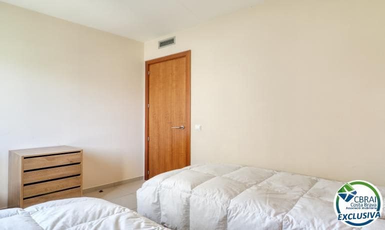 2 slaapkamer Appartement te koop in Roses met zwembad garage - € 365.000 (Ref: 10136226)