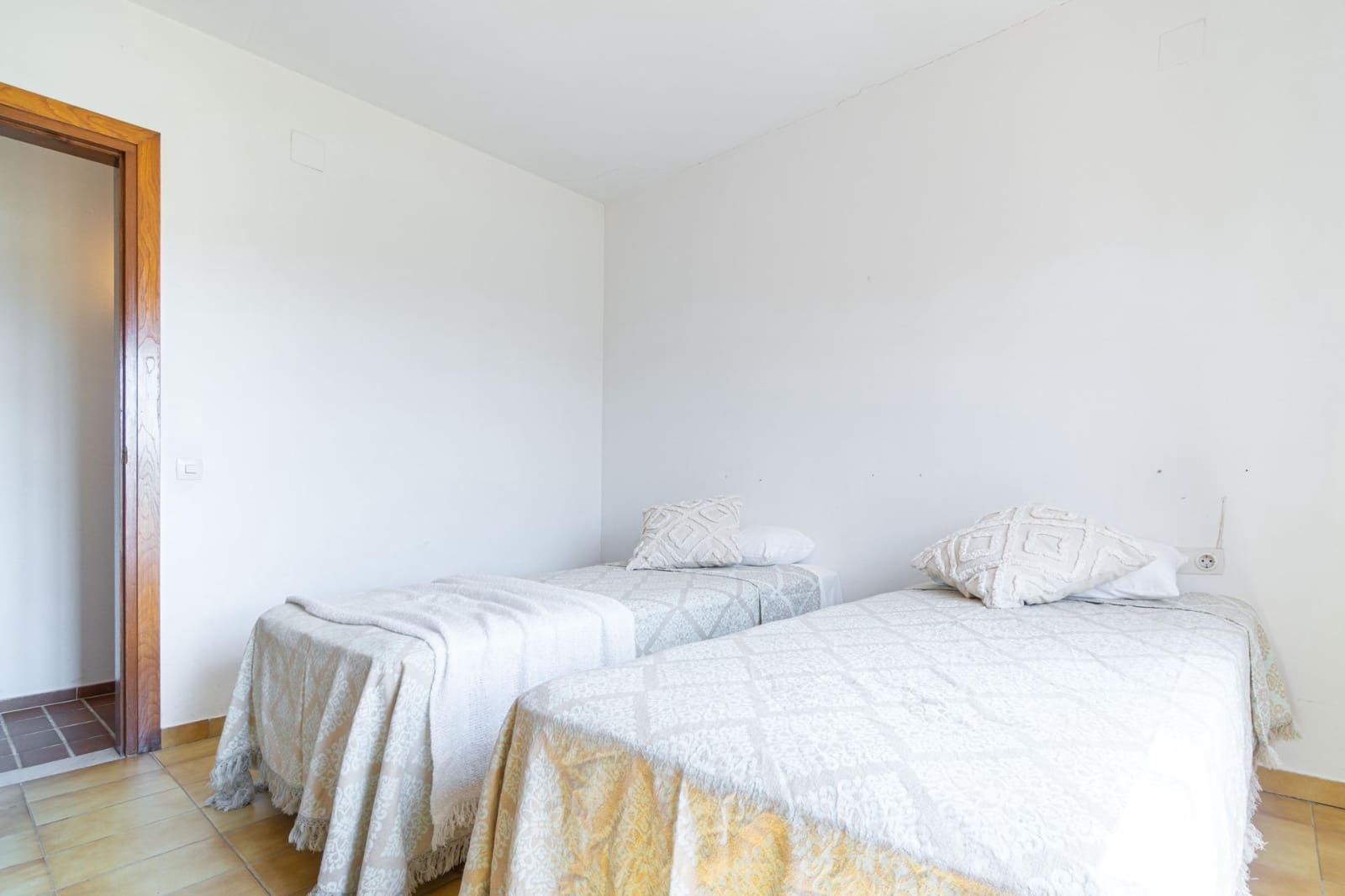 6 soveværelse Villa til salg i Sant Pere Pescador med garage - € 519.000 (Ref: 10136229)
