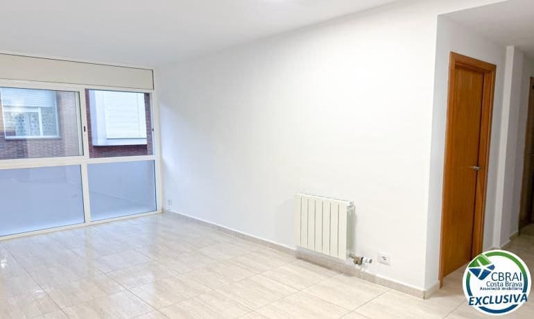 2 soveværelse Lejlighed til salg i Figueres - € 135.000 (Ref: 10139859)