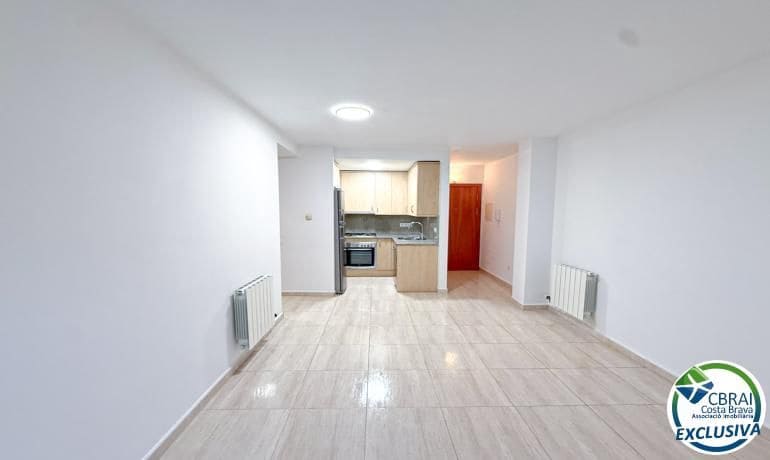 2 soveværelse Lejlighed til salg i Figueres - € 135.000 (Ref: 10139859)