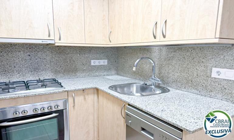 2 soveværelse Lejlighed til salg i Figueres - € 135.000 (Ref: 10139859)