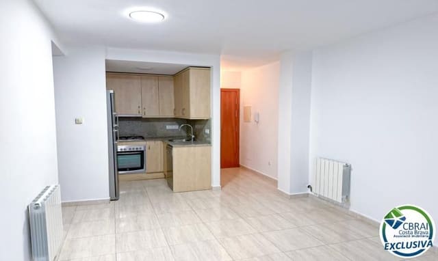 2 soveværelse Lejlighed til salg i Figueres - € 135.000 (Ref: 10139859)