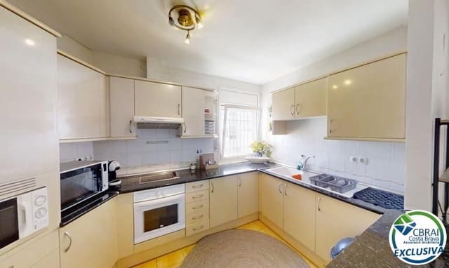 3 slaapkamer Appartement te koop in Santa Margarida, Roses - € 279.000 (Ref: 10142513)