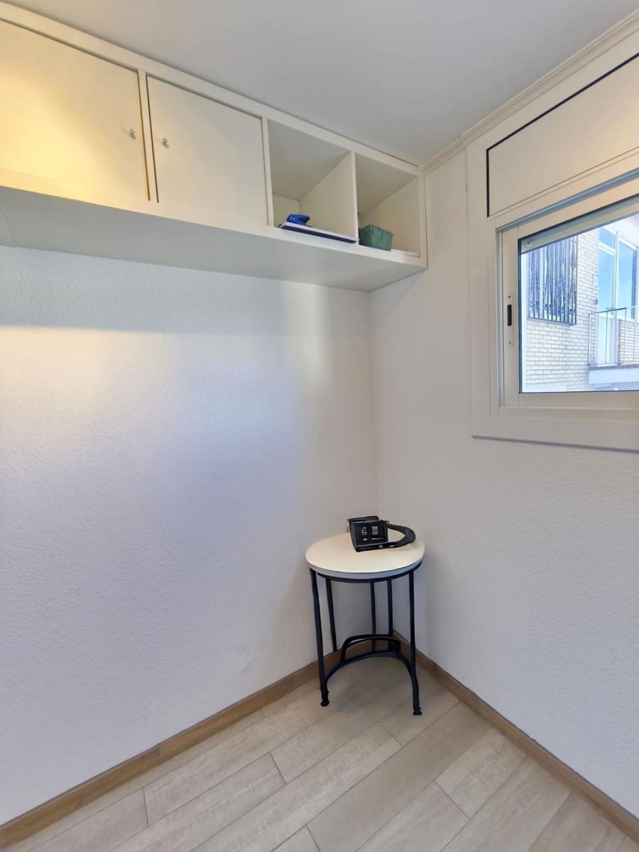 3 bedroom Apartment for sale in Roses with pool garage - € 335,000 (Ref: 10171878)