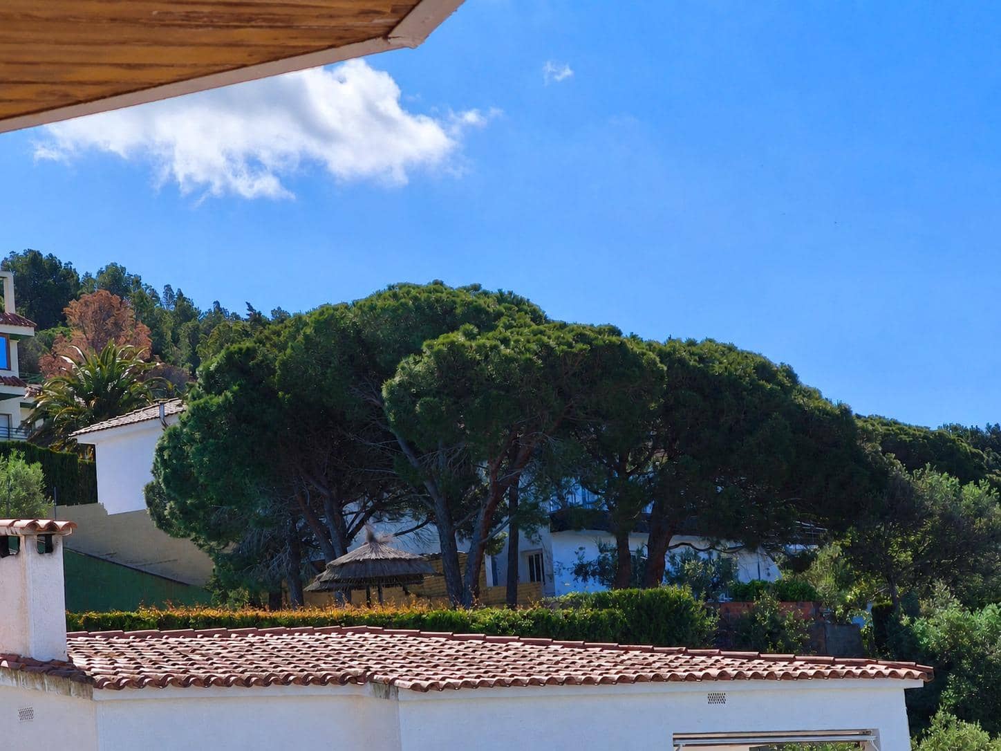 3 bedroom Apartment for sale in Roses with pool garage - € 335,000 (Ref: 10171878)