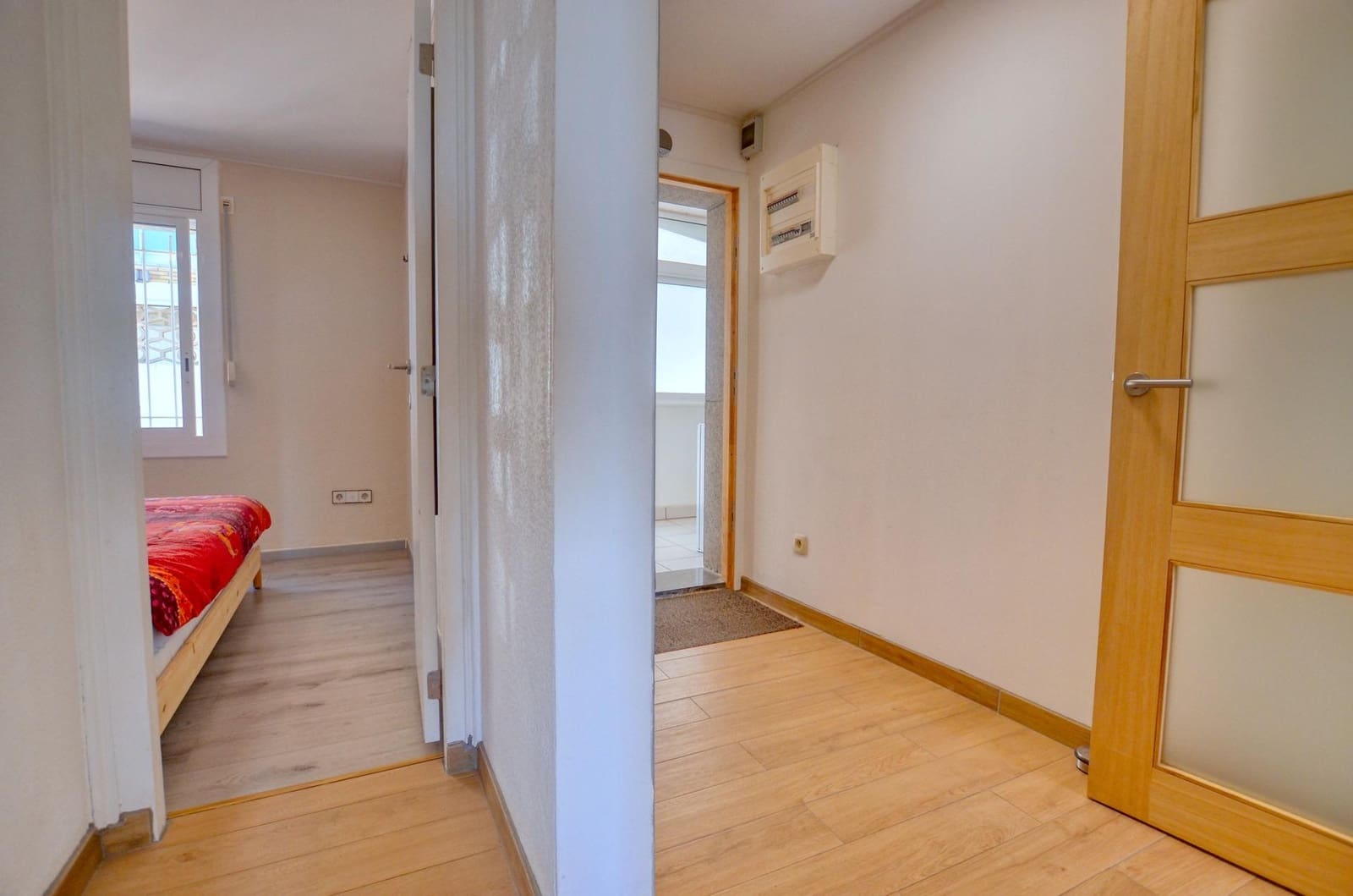 3 bedroom Apartment for sale in Roses with pool garage - € 335,000 (Ref: 10171878)