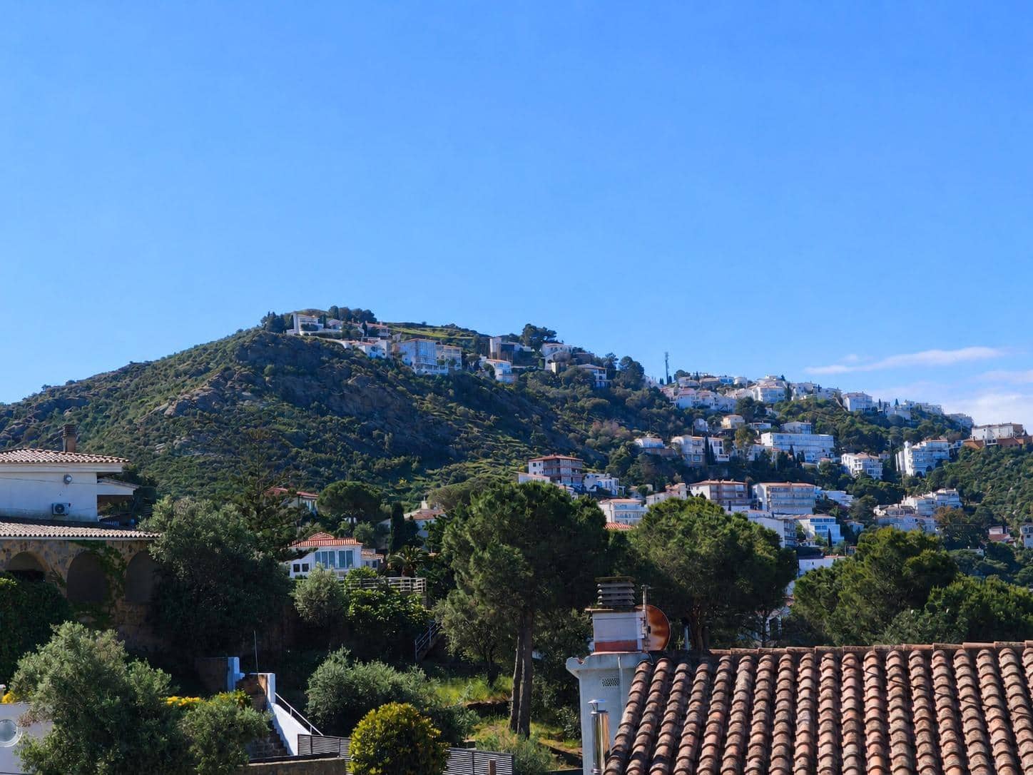 3 bedroom Apartment for sale in Roses with pool garage - € 335,000 (Ref: 10171878)