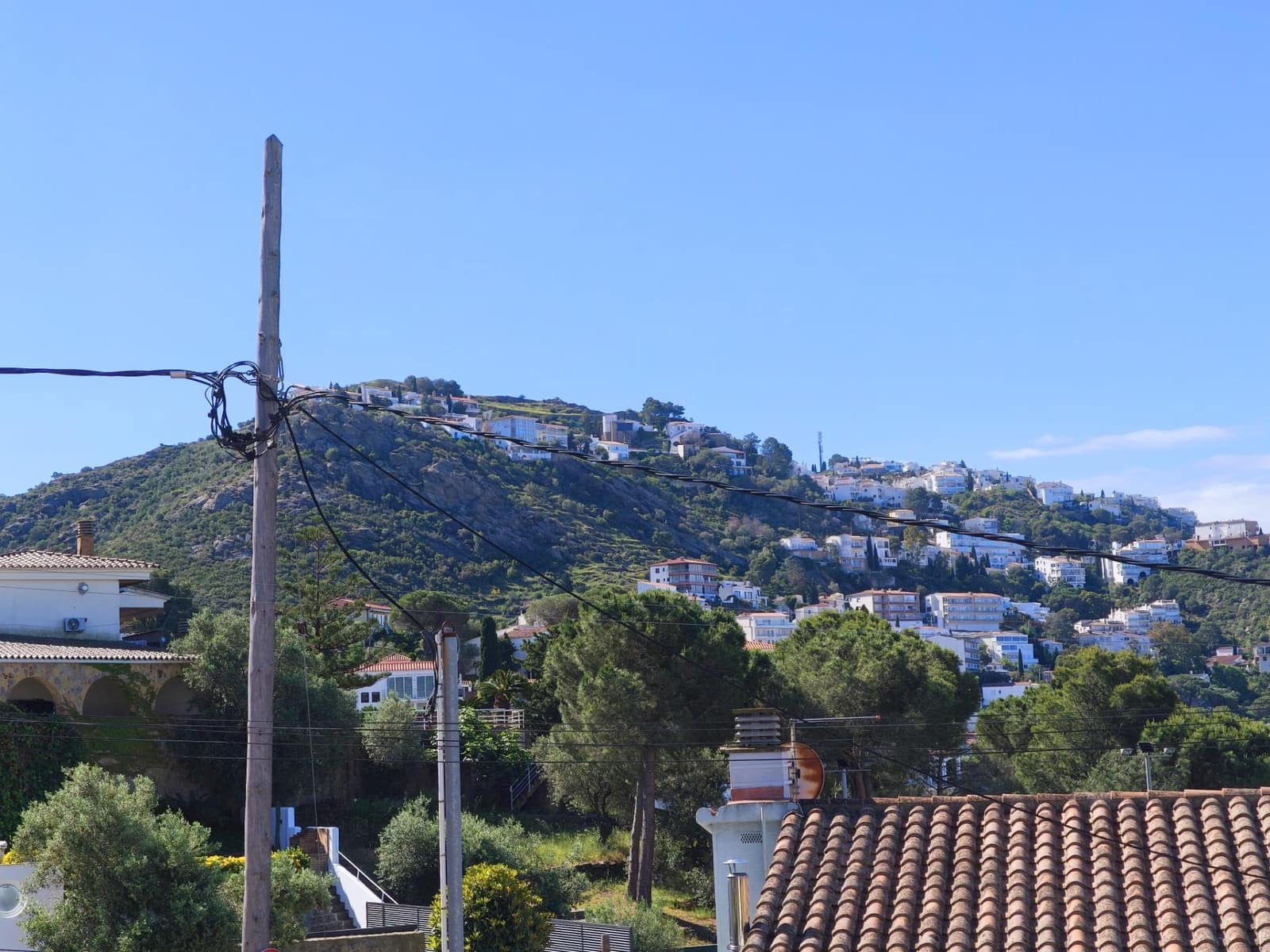 3 bedroom Apartment for sale in Roses with pool garage - € 335,000 (Ref: 10171878)