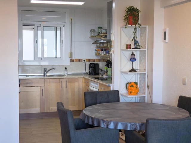 3 bedroom Apartment for sale in Roses with pool garage - € 335,000 (Ref: 10171878)