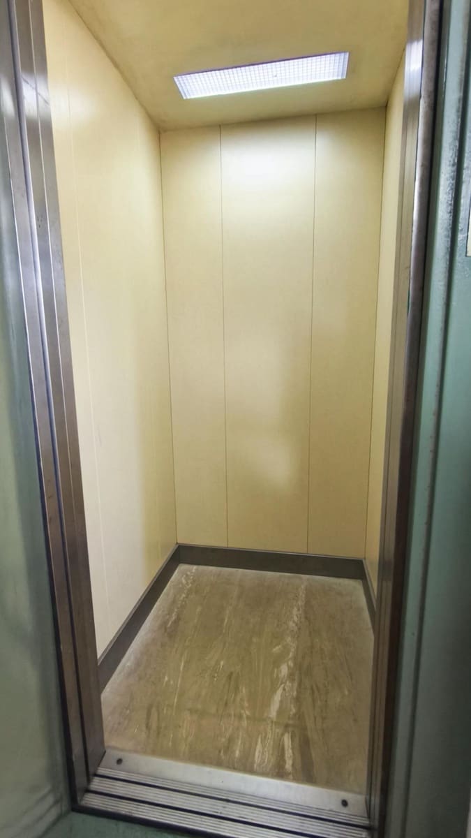 2 bedroom Apartment for sale in Roses with garage - € 185,000 (Ref: 10171879)