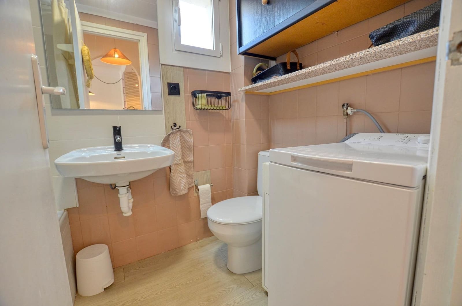 2 bedroom Apartment for sale in Roses with garage - € 185,000 (Ref: 10171879)