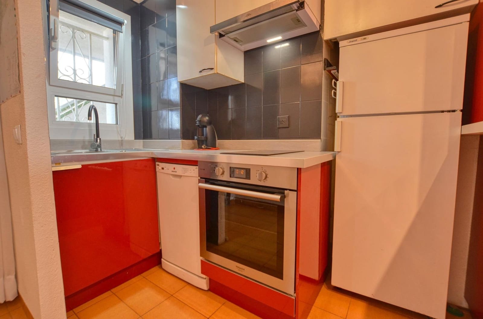 2 bedroom Apartment for sale in Roses with garage - € 185,000 (Ref: 10171879)