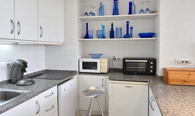 Apartamento de 2 habitaciones en Santa Margarida, Roses en venta con piscina - 185.000 € (Ref: 10174125)