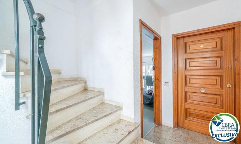 2 slaapkamer Appartement te koop in Empuriabrava met zwembad - € 185.000 (Ref: 10180771)