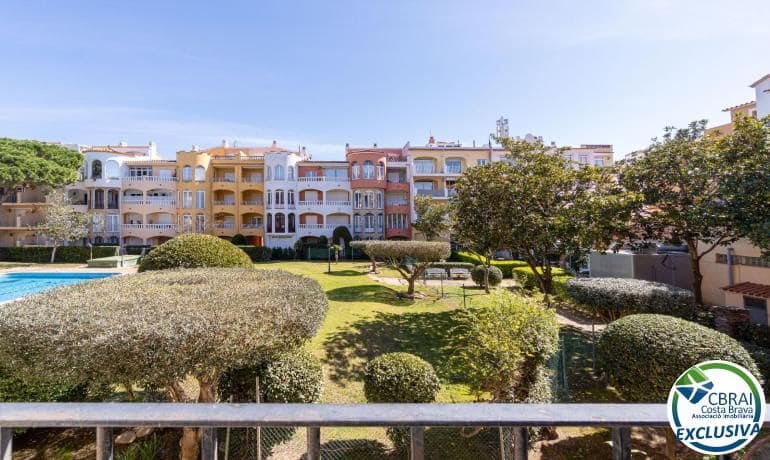 2 slaapkamer Appartement te koop in Empuriabrava met zwembad - € 185.000 (Ref: 10180771)