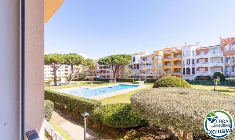 2 slaapkamer Appartement te koop in Empuriabrava met zwembad - € 185.000 (Ref: 10180771)