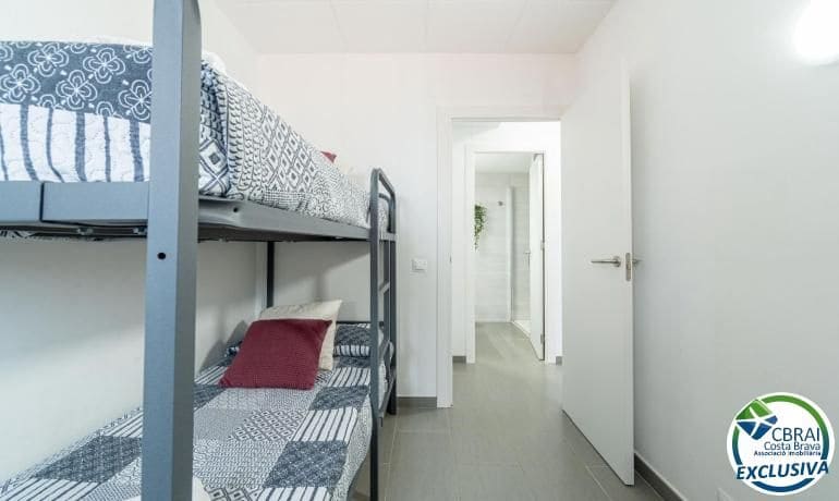 2 slaapkamer Appartement te koop in Empuriabrava met zwembad - € 185.000 (Ref: 10180771)
