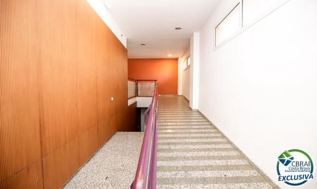 3 makuuhuone Huoneisto myytävänä paikassa Figueres - 175 000 € (Ref: 10187259)