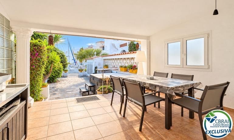 2 camera da letto Casa in vendita in Empuriabrava con garage - 490.000 € (Rif: 10187262)