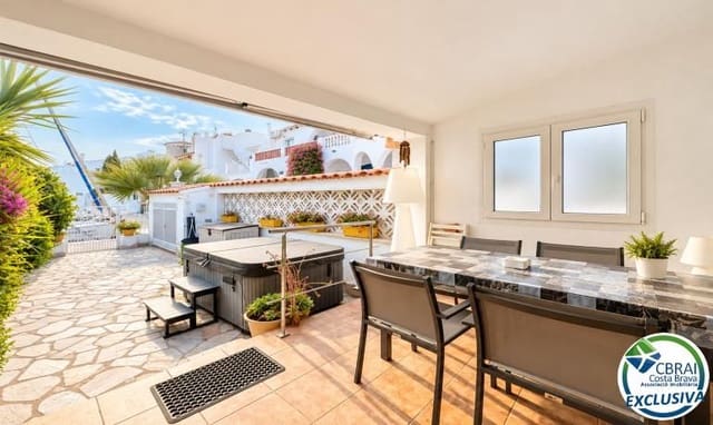 2 camera da letto Casa in vendita in Empuriabrava, Castelló d'Empúries con garage - 490.000 € (Rif: 10187262)