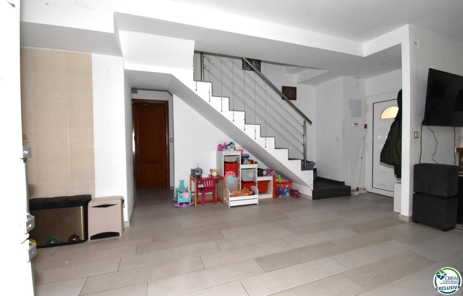 4 Zimmer Villa zu verkaufen in Empuriabrava mit Pool Garage - 349.000 € (Ref: 8663716)