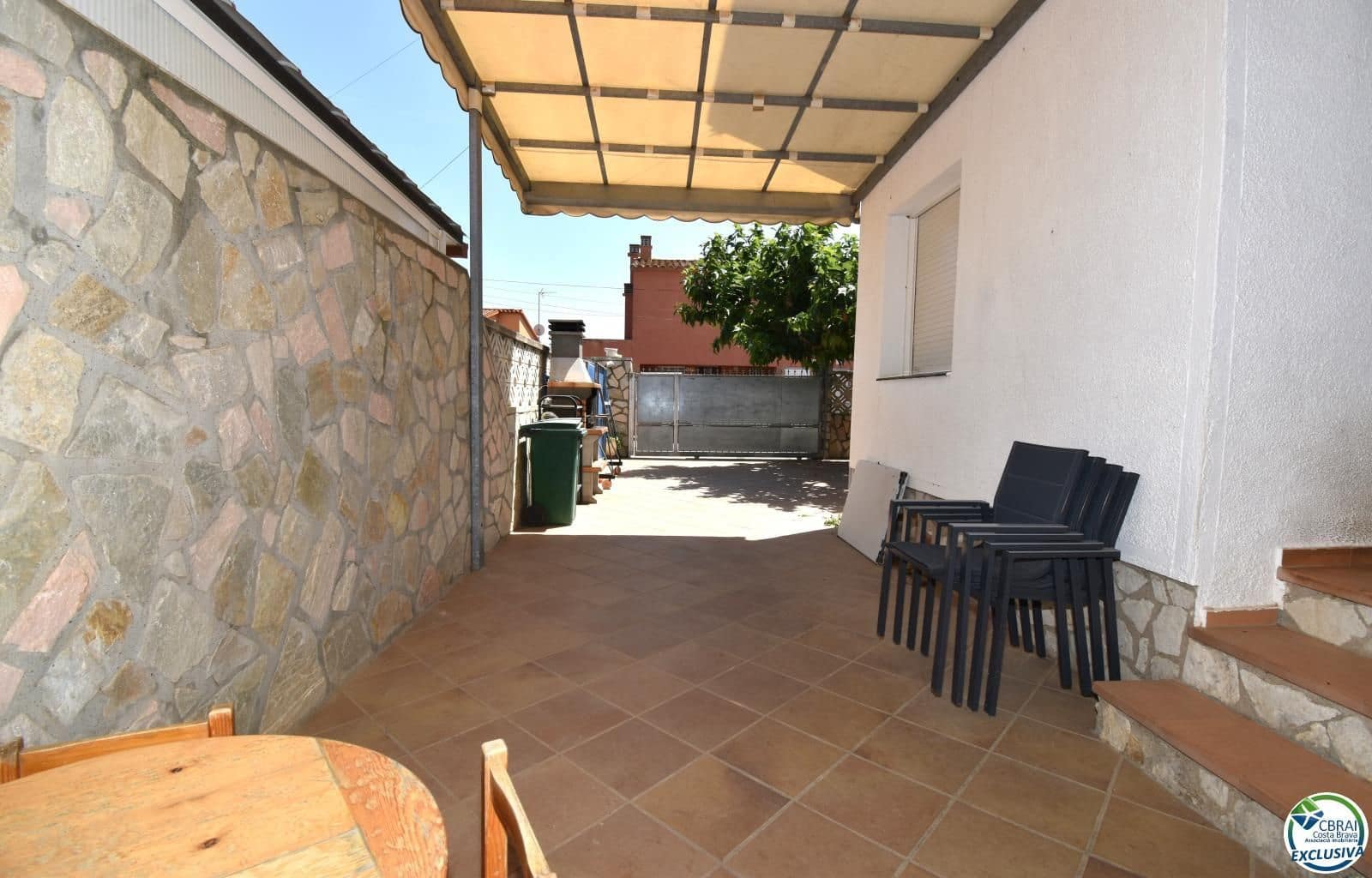 4 Zimmer Villa zu verkaufen in Empuriabrava mit Pool Garage - 349.000 € (Ref: 8663716)