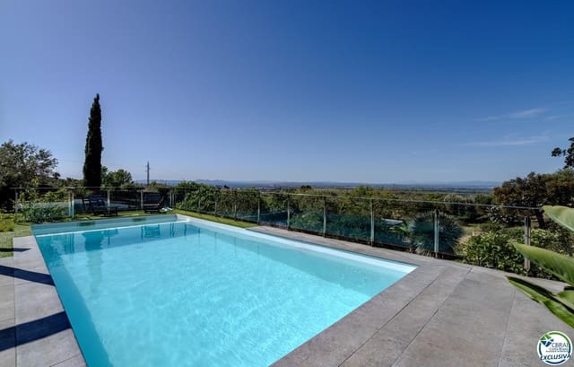 3 bedroom Villa for sale in Palau-saverdera with pool garage - € 890,000 (Ref: 8663719)