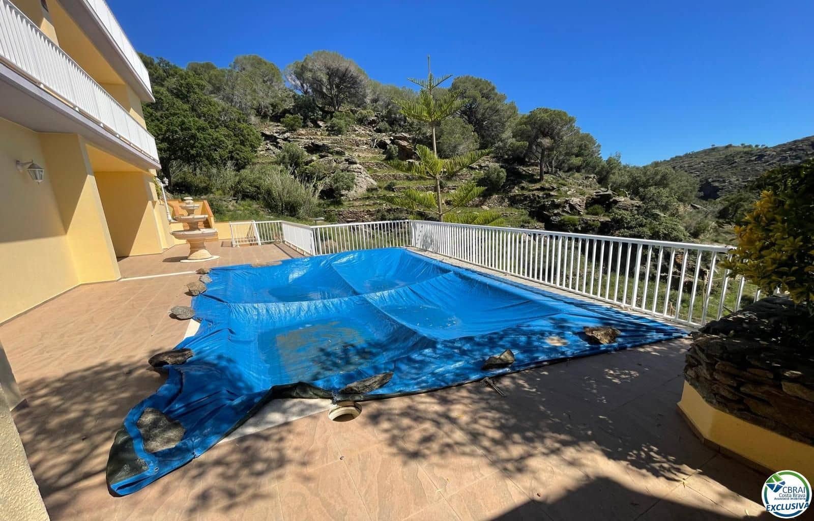 3 bedroom Villa for sale in Roses with pool garage - € 750,000 (Ref: 8663749)