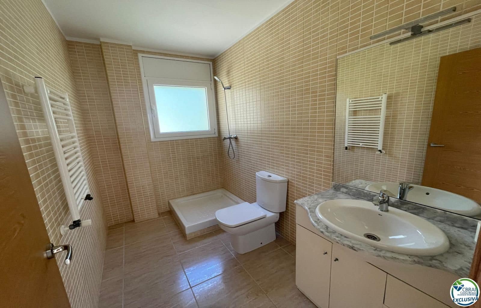 3 bedroom Villa for sale in Roses with pool garage - € 750,000 (Ref: 8663749)