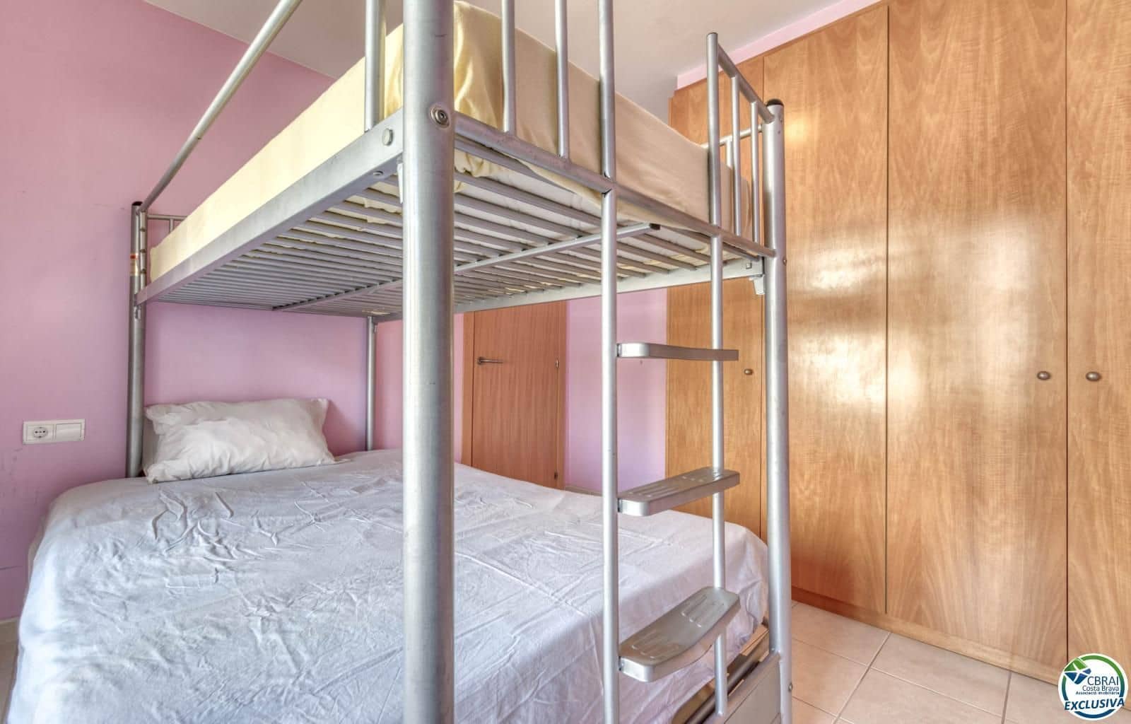 2 soveværelse Lejlighed til salg i Roses med swimmingpool garage - € 298.000 (Ref: 8663764)