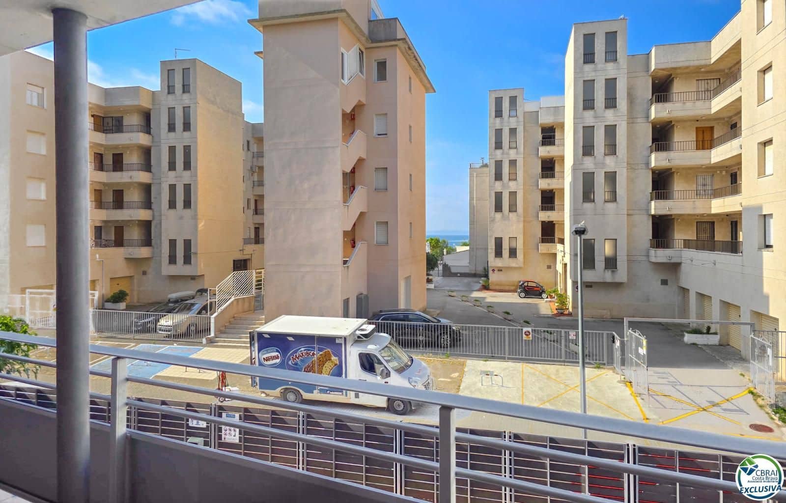 2 soveværelse Lejlighed til salg i Roses med swimmingpool garage - € 298.000 (Ref: 8663764)
