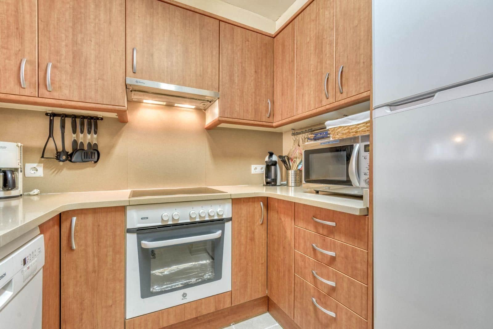 2 soveværelse Lejlighed til salg i Roses med swimmingpool garage - € 298.000 (Ref: 8663764)