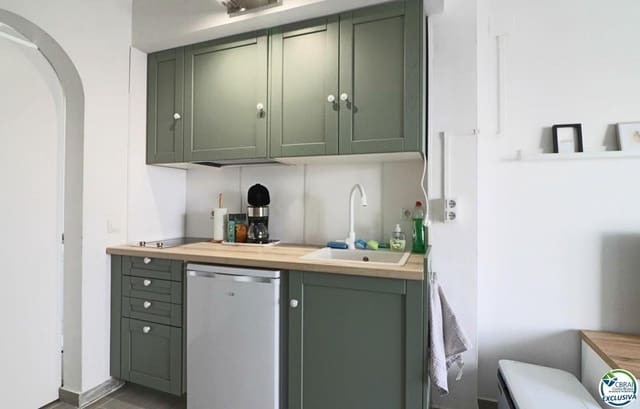 2 chambre Villa/Maison à vendre à Empuriabrava, Castelló d'Empúries avec garage - 142 000 € (Ref: 8663783)