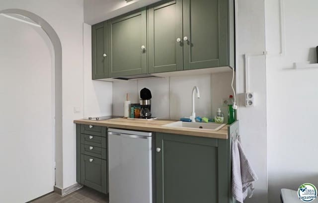 2 chambre Villa/Maison à vendre à Empuriabrava, Castelló d'Empúries avec garage - 142 000 € (Ref: 8663783)