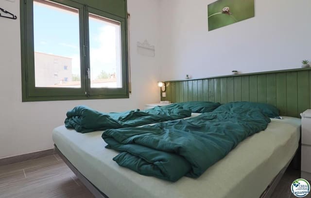 2 chambre Villa/Maison à vendre à Empuriabrava, Castelló d'Empúries avec garage - 142 000 € (Ref: 8663783)