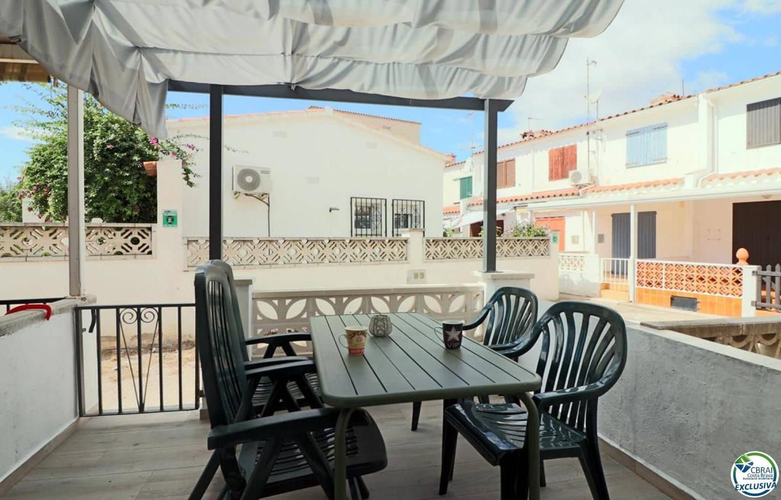 2 chambre Villa/Maison à vendre à Empuriabrava avec garage - 142 000 € (Ref: 8663783)
