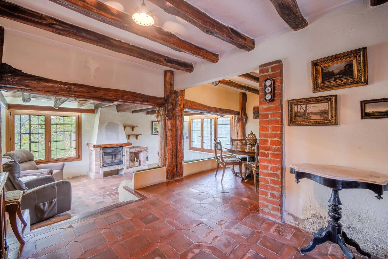 5 soveværelse Villa til salg i Sils med garage - € 395.000 (Ref: 8663794)