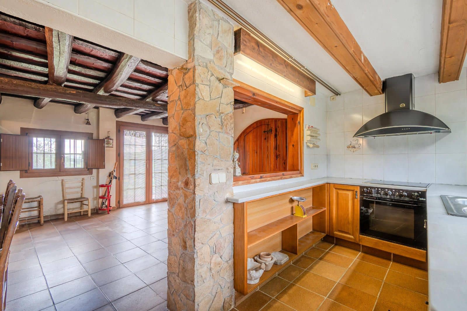 5 soveværelse Villa til salg i Sils med garage - € 395.000 (Ref: 8663794)