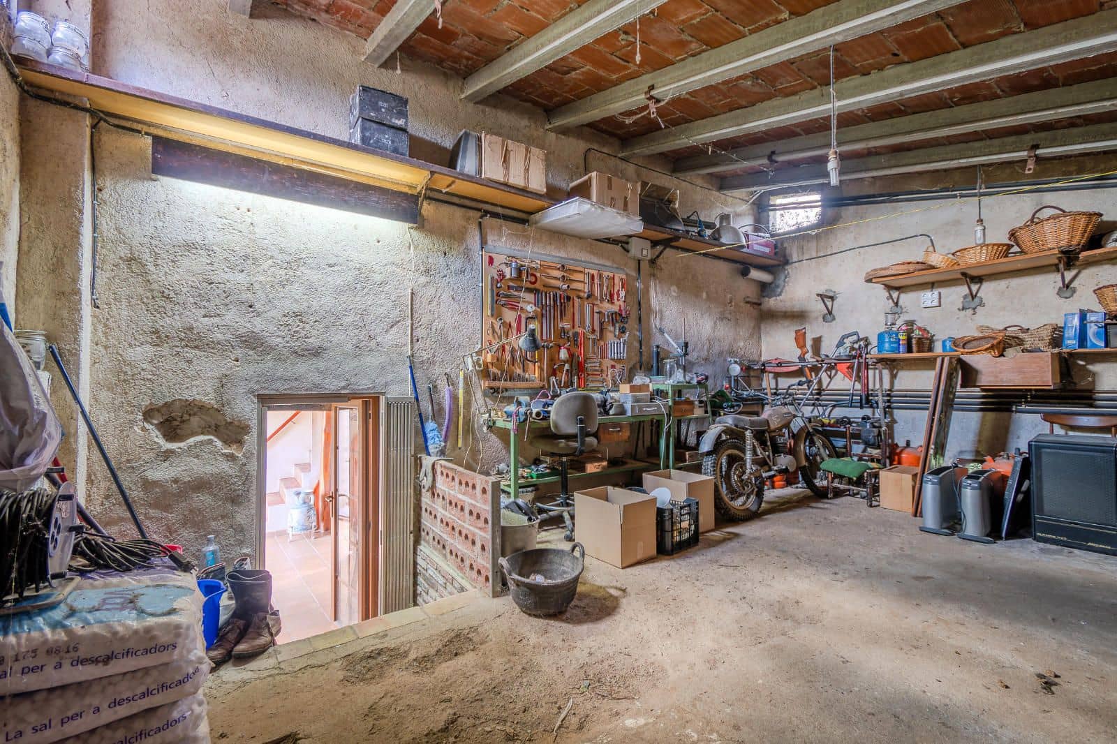 5 soveværelse Villa til salg i Sils med garage - € 395.000 (Ref: 8663794)