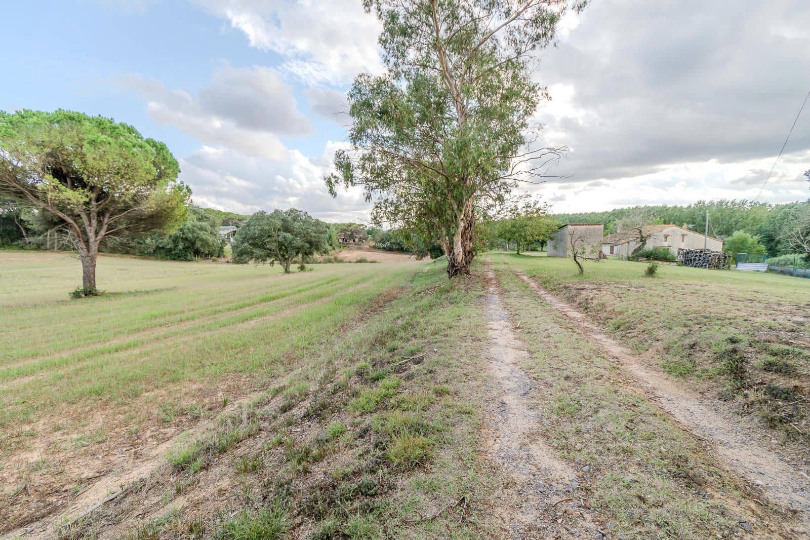 5 soveværelse Villa til salg i Sils med garage - € 395.000 (Ref: 8663794)