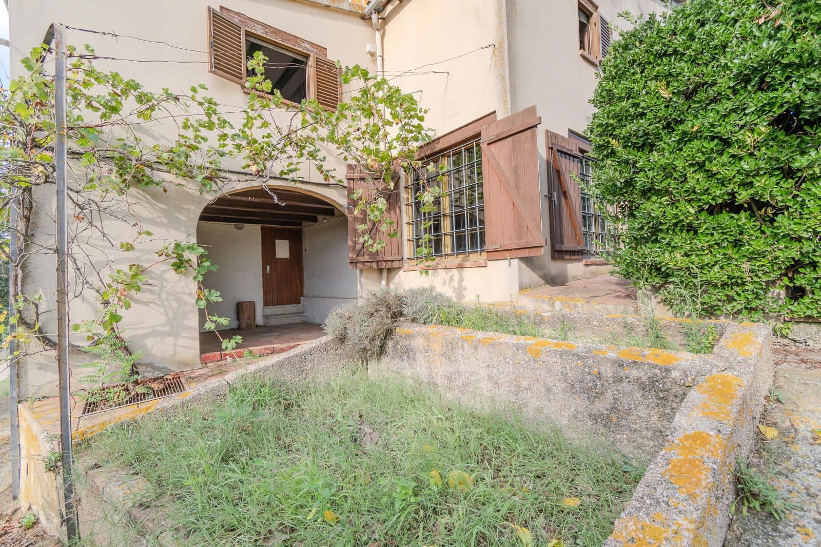 5 soveværelse Villa til salg i Sils med garage - € 395.000 (Ref: 8663794)