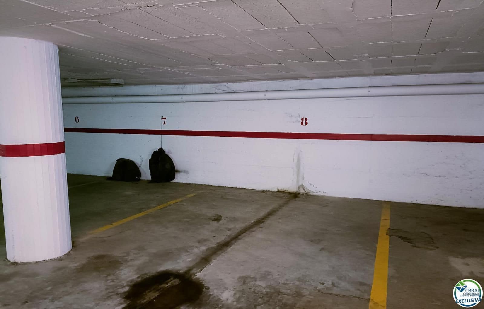 Garage for sale in Llanca - € 13,200 (Ref: 8663801)